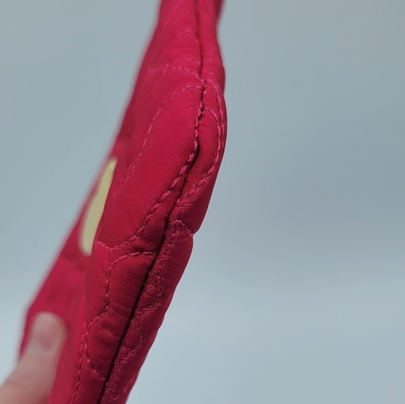 Betsey Johnson Barbie Pink Quilted Lip Wristlet NEW #671 - Picture 8 of 16